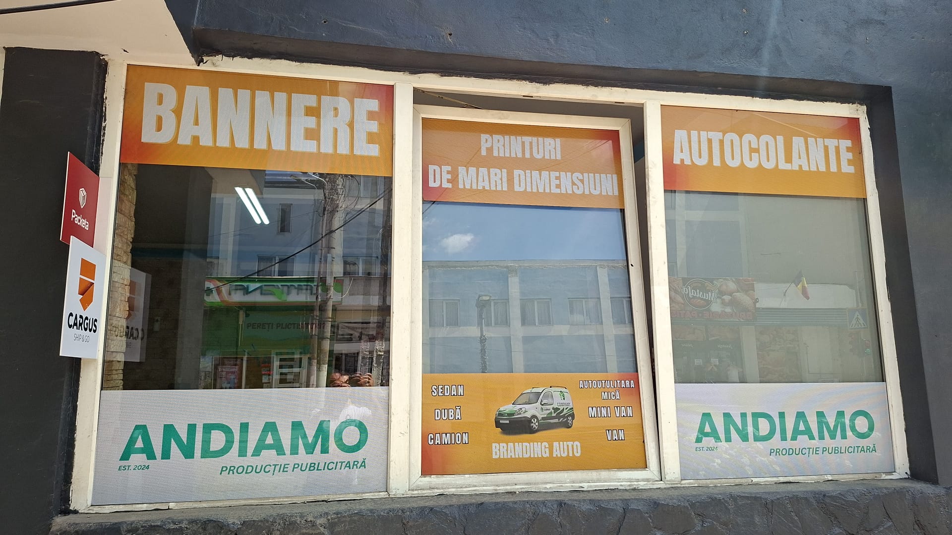 Ghid Complet pentru Autocolant Personalizat de Calitate